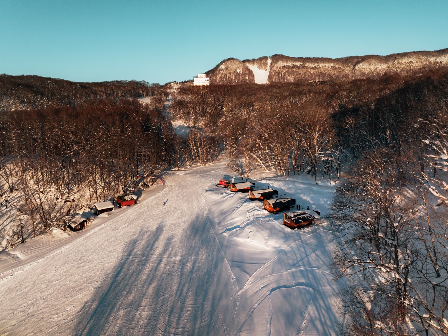 Earthboat Minakami Fujiwara